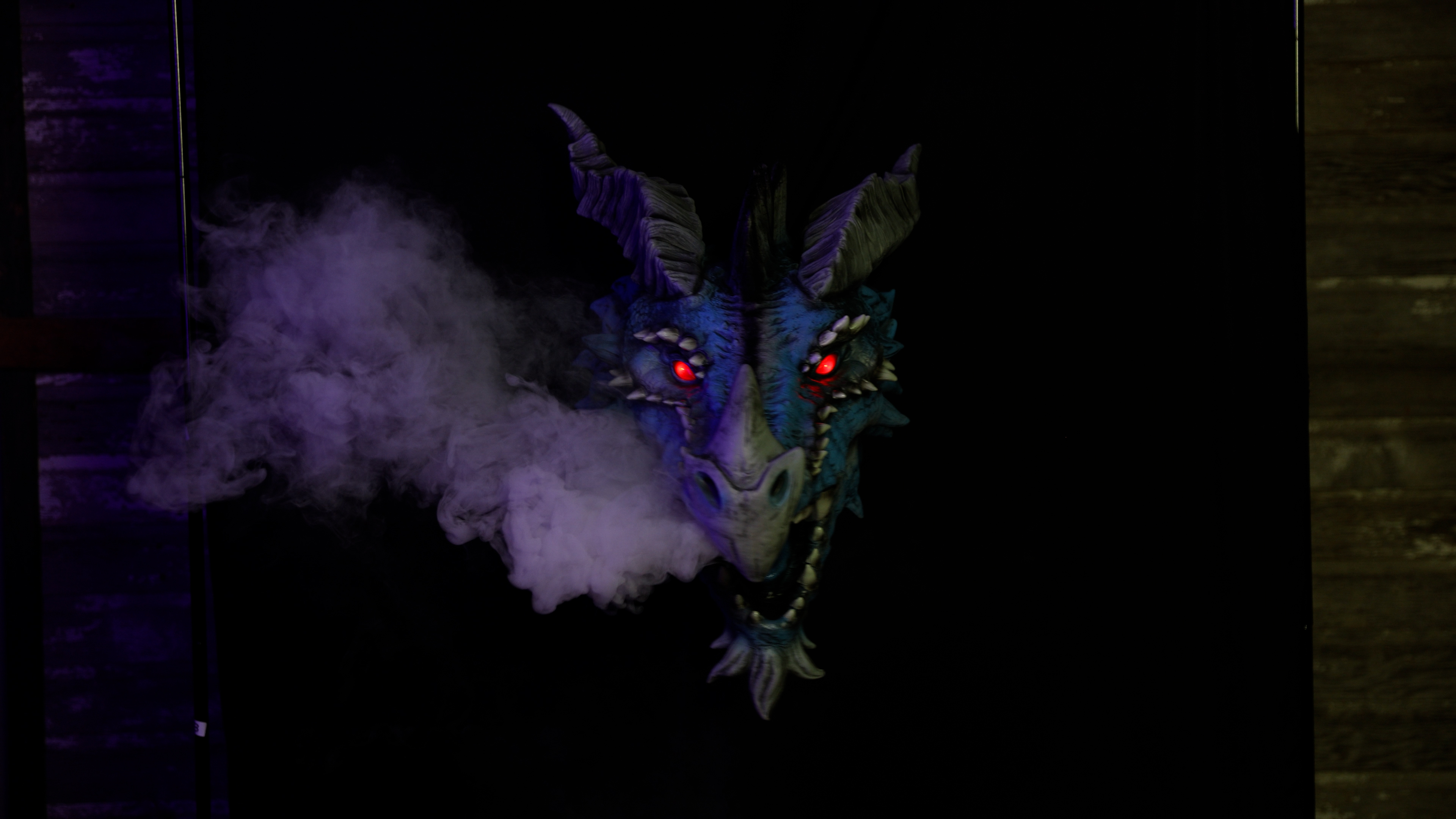 FUN94410 BLUE VARIENT 3FT Dire Dragon's Head Actor-matronic Brick Thunder